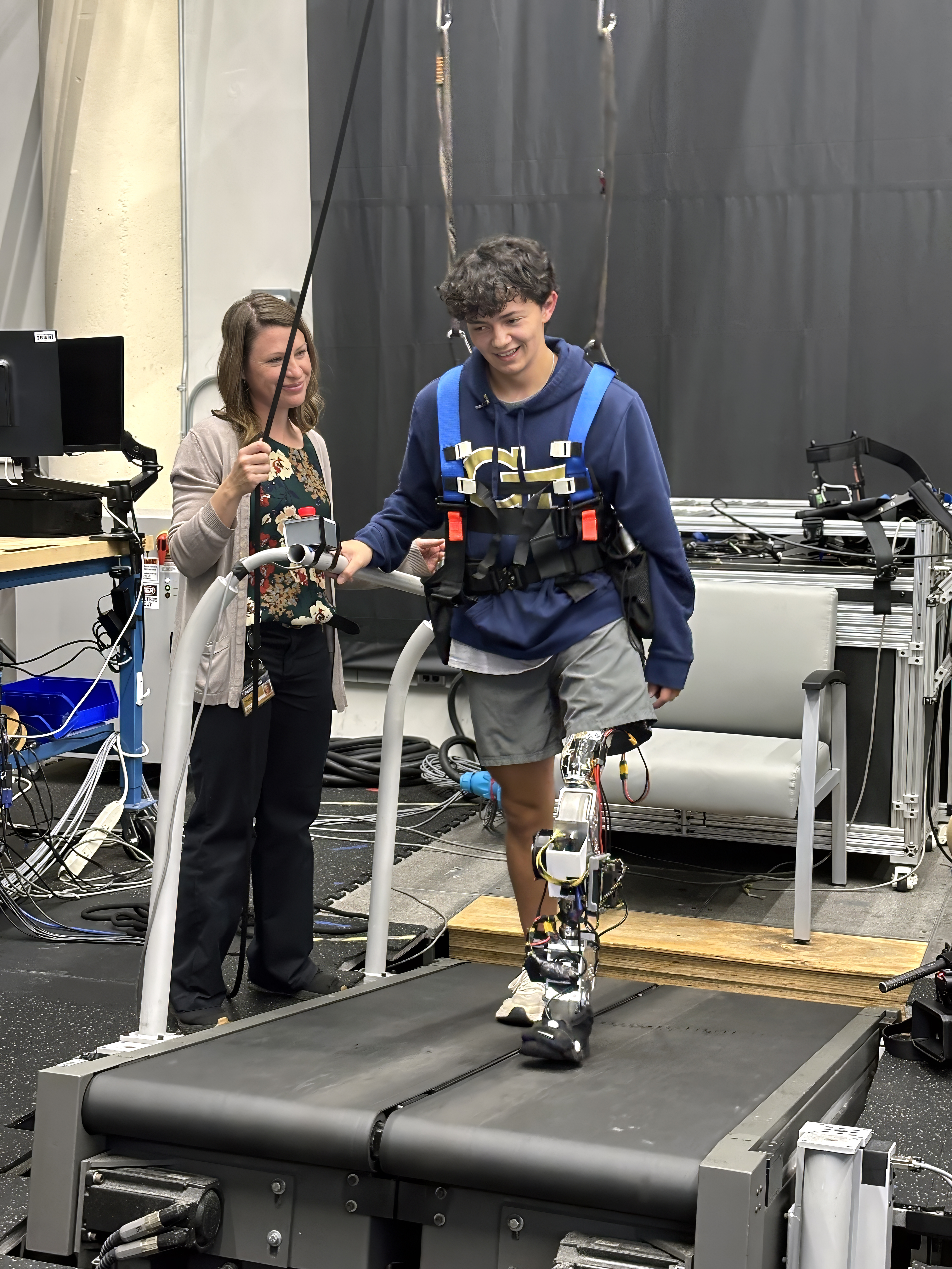 AI Mode ConversationYou sent: 1 imageThis image features a participant testing a powered robotic leg prosthesis at the Georgia Tech Exoskeleton and Prosthetic Intelligent Controls (EPIC) Lab.